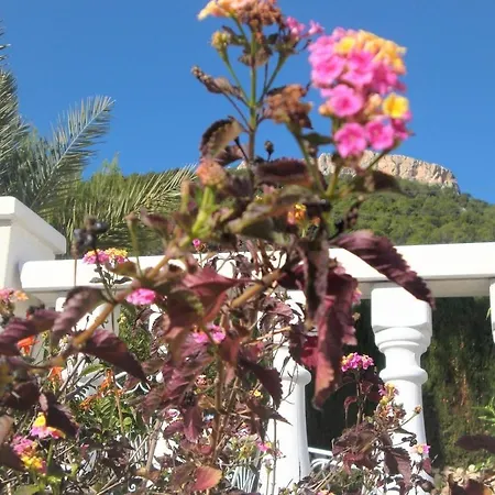 Villa Villa El Sol Met Zeezicht In Calpe Calpe
